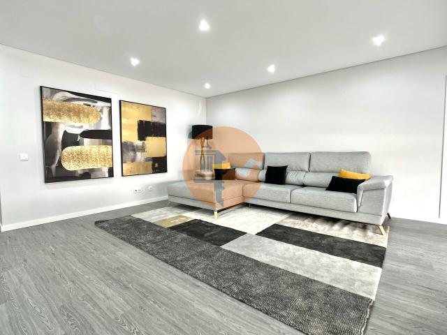 3 bedroom Apartment in Quelfes