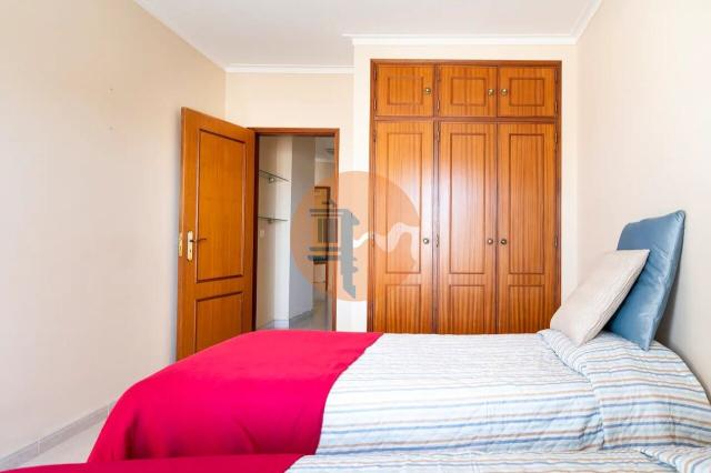 2 bedroom Apartment in Altura
