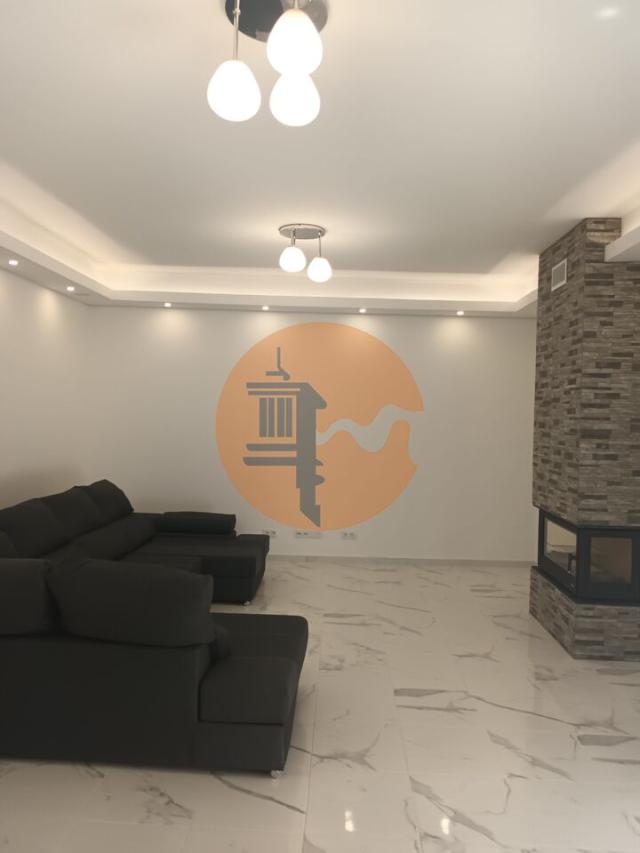 5 bedroom Villa in Portimão