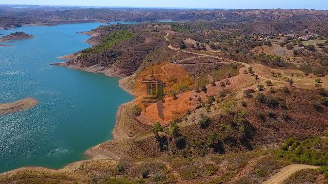 Land for sale in Azinhal