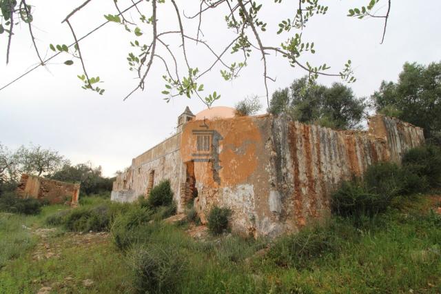 Land for sale in Pechão