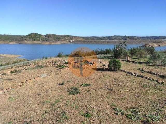 Land for sale in Azinhal