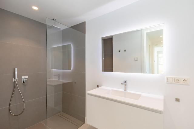 5 bedroom Villa in Marbella
