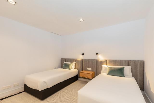 5 bedroom Villa in Marbella