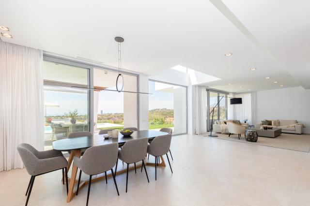 5 bedroom Villa in Marbella