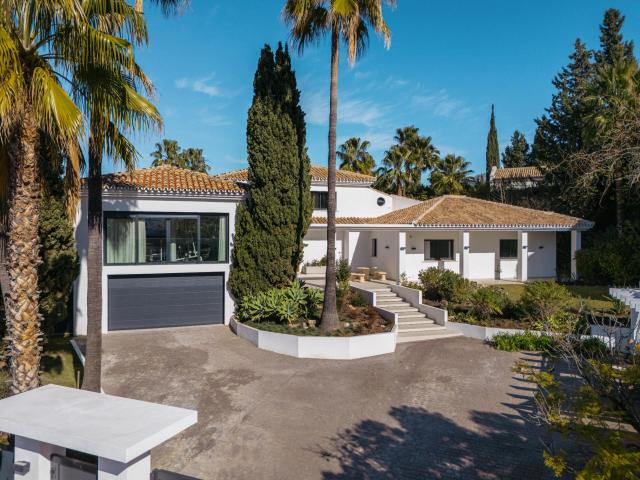 5 bedroom Villa in Marbella