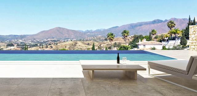 4 bedroom Villa in Mijas