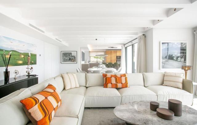 6 bedroom Villa in Marbella