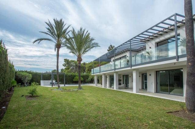 6 bedroom Villa in Marbella