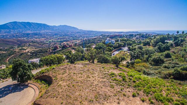 urban plot for sale in Marbella