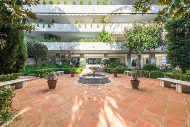 3 bedroom Apartment in Marbella