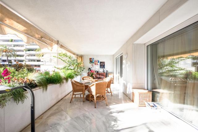 3 bedroom Apartment in Marbella