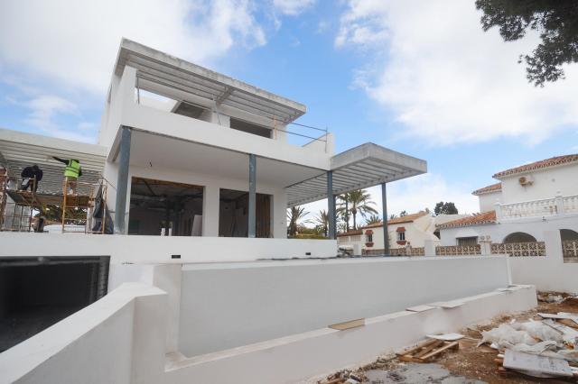 6 bedroom Villa in Marbella