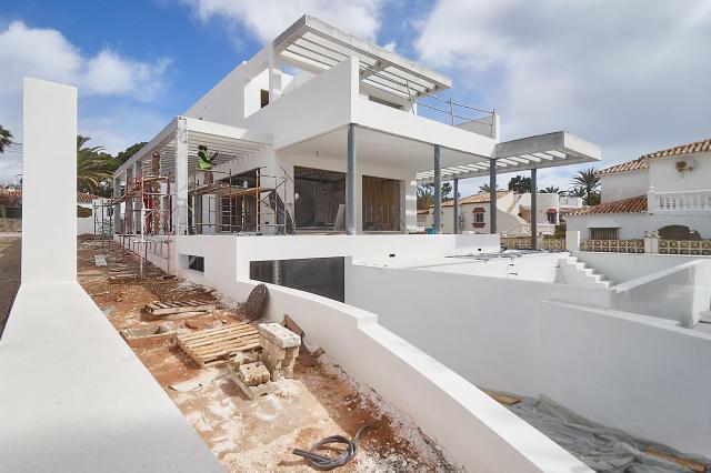 6 bedroom Villa in Marbella