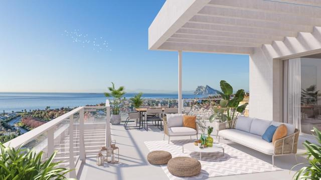 4 bedroom Apartment in La Linea de la Concepcion