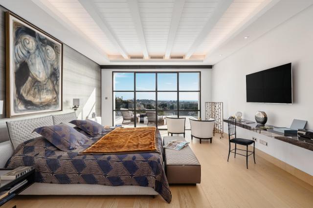 6 bedroom Villa in Benahavis