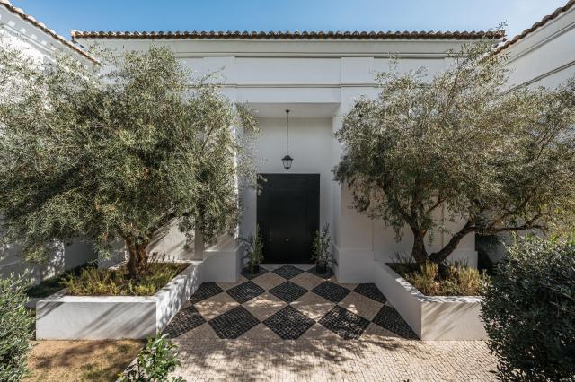 6 bedroom Villa in Benahavis