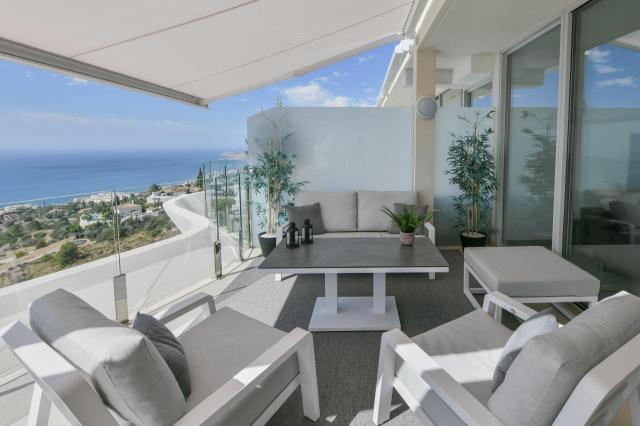 4 bedroom Penthouse in Benalmádena