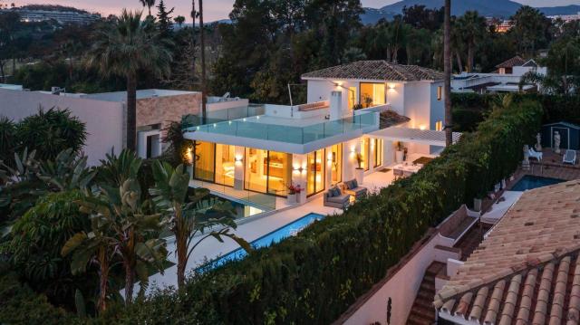 5 bedroom Villa in Marbella