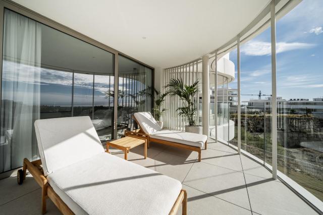 2 bedroom Apartment in Benahavis
