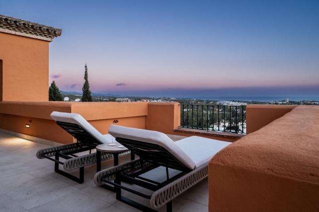 4 bedroom Apartment in Marbella