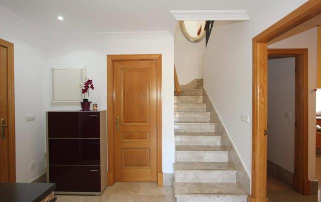 6 bedroom Semi in Marbella