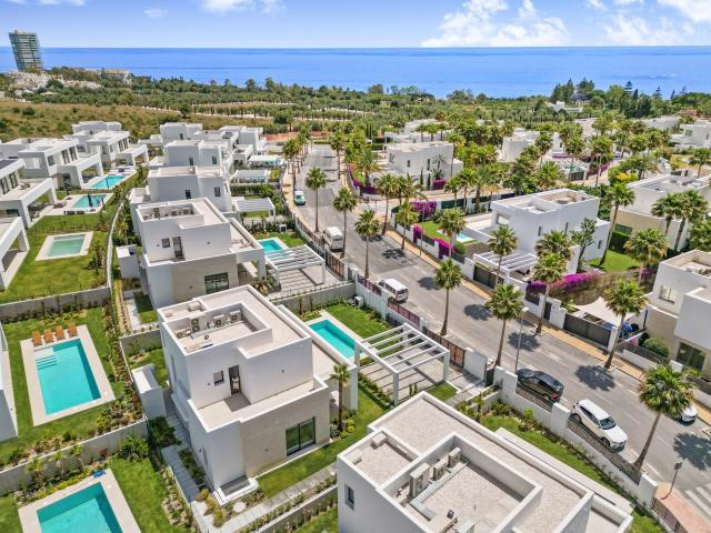 6 bedroom Villa in Marbella