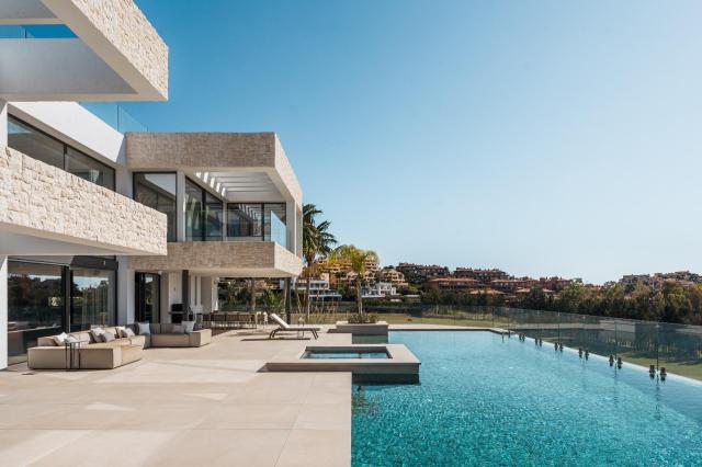 6 bedroom Villa in Benahavis