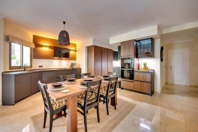 4 bedroom Ground Floor in Marbella