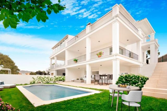 3 bedroom Villa in Mairena del Aljarafe