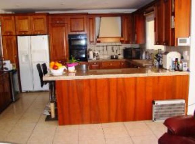 5 bedroom town house in Agia Fyla