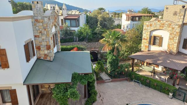 2 bedroom Detached Villa in Torba