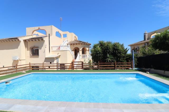 3 bedroom Detached Villa in Algorfa