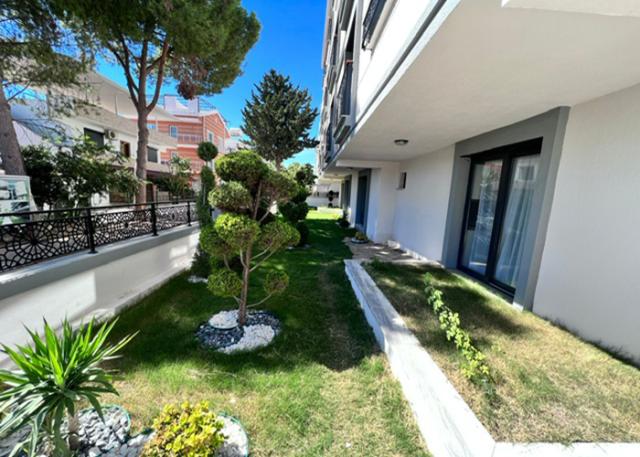 4 bedroom Duplex in Altinkum