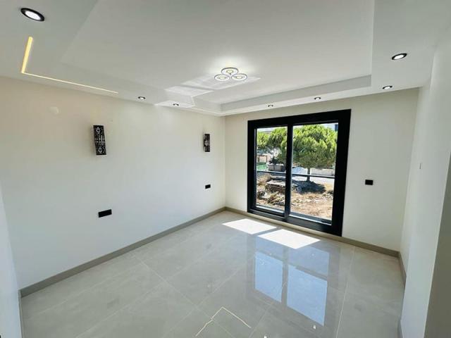 4 bedroom Villa in Altinkum