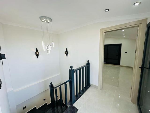 4 bedroom Villa in Altinkum