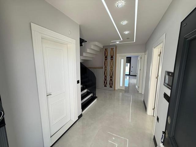 4 bedroom Villa in Altinkum