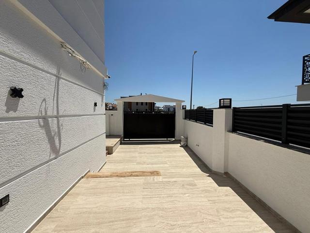 4 bedroom Villa in Altinkum