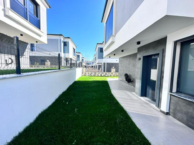3 bedroom Villa in Altinkum