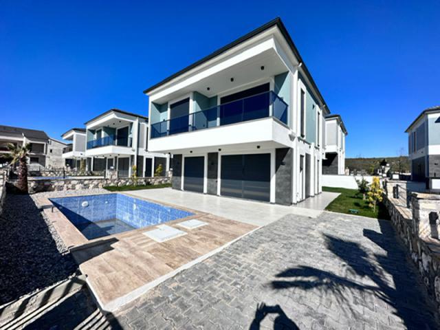 3 bedroom Villa in Altinkum