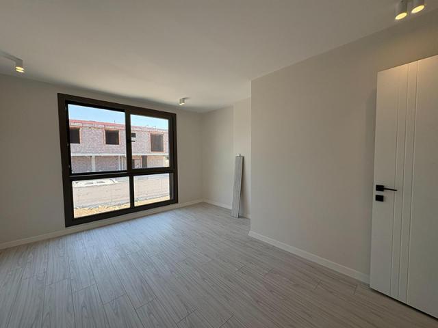 4 bedroom Villa in Altinkum