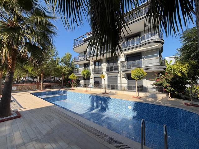 2 bedroom Apartment in Altinkum