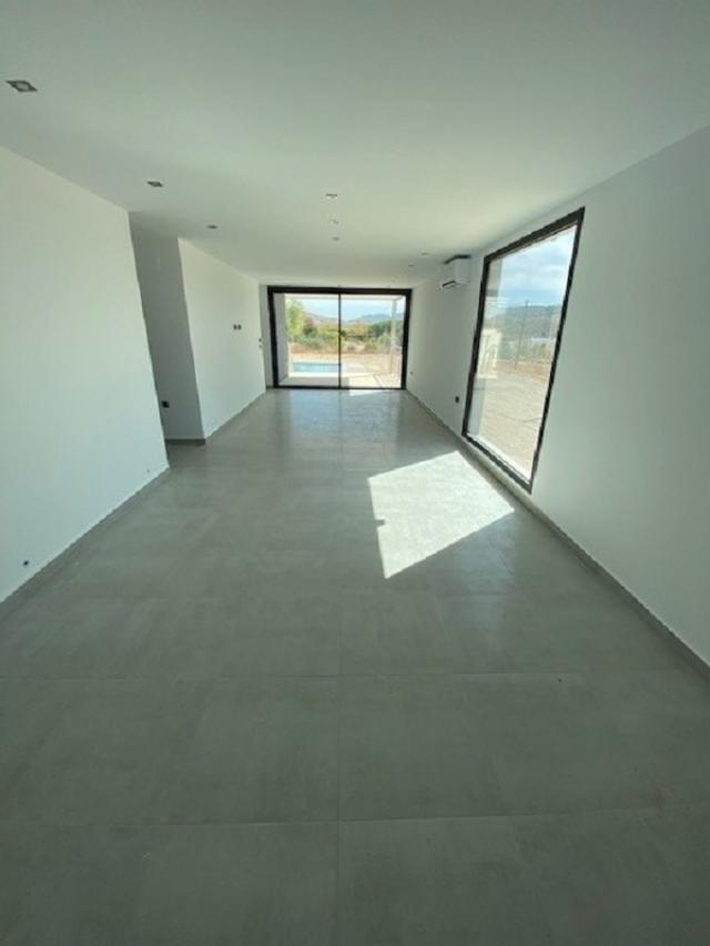 3 bedroom New Build in El Canton