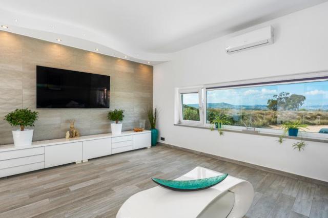 5 bedroom Villa in Alicante