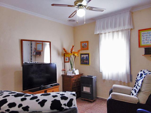 Commercial property for sale in Barbarroja