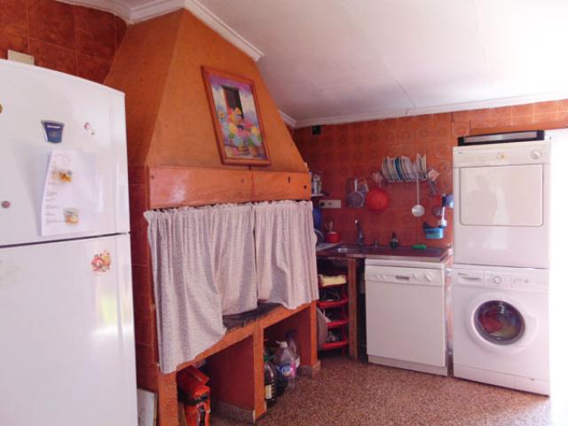 Commercial property for sale in Barbarroja