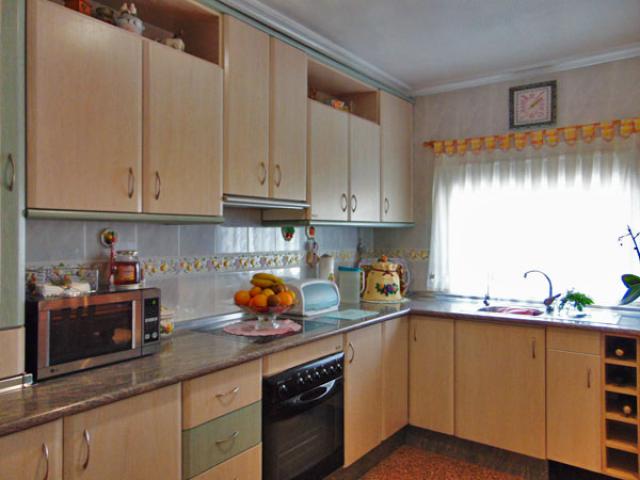 Commercial property for sale in Barbarroja