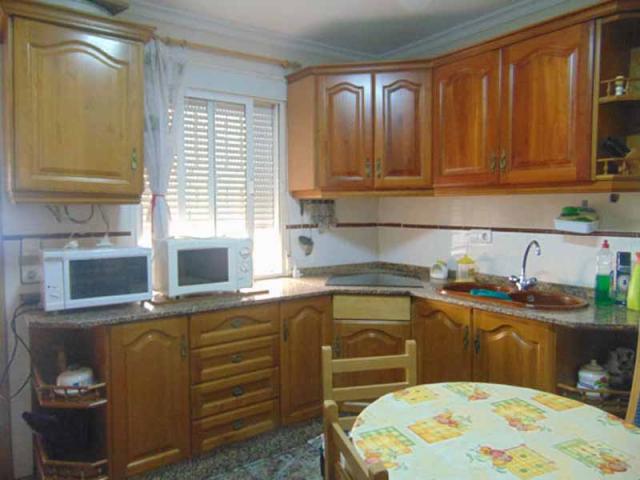 3 bedroom Town House in El Canton