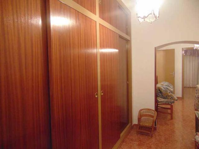 3 bedroom Town House in El Canton