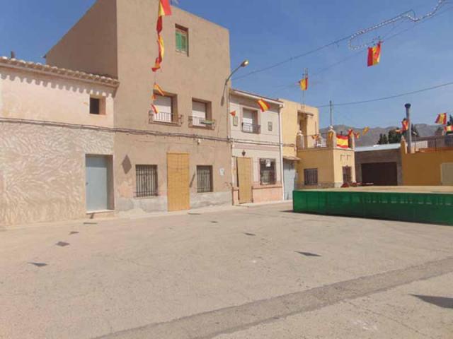 3 bedroom Town House in El Canton